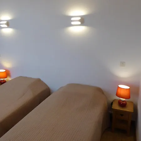Reine Des Pres Apartment *